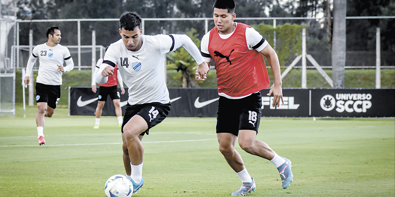 Robson Matheus (14) será vital  en el control del mediocampo.