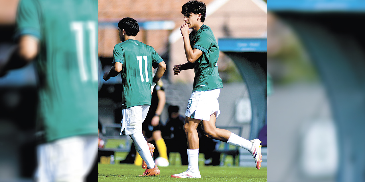   Nacif (19) festeja su gol, el que le dio el empate a Bolivia Sub-17.