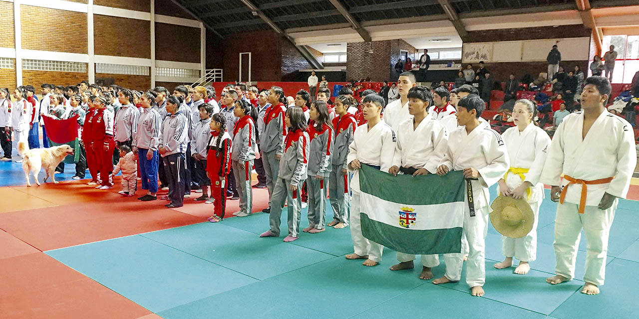 Delegaciones que participaron en el Nacional de Judo.