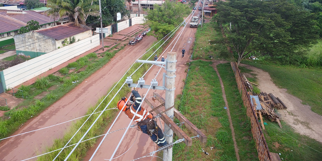 ENDE intensifica las inspecciones y mantenimiento en redes eléctricas 