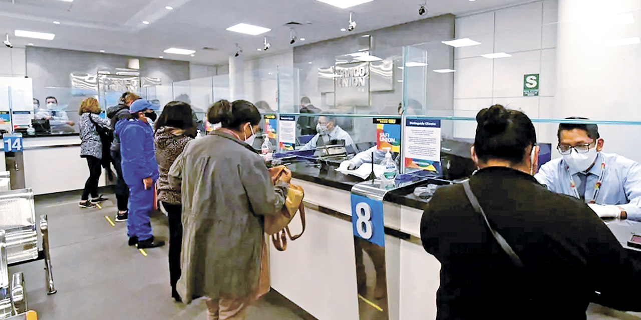 Gran parte de los clientes que tenían deudas optaron por la reprogramación en los bancos. 