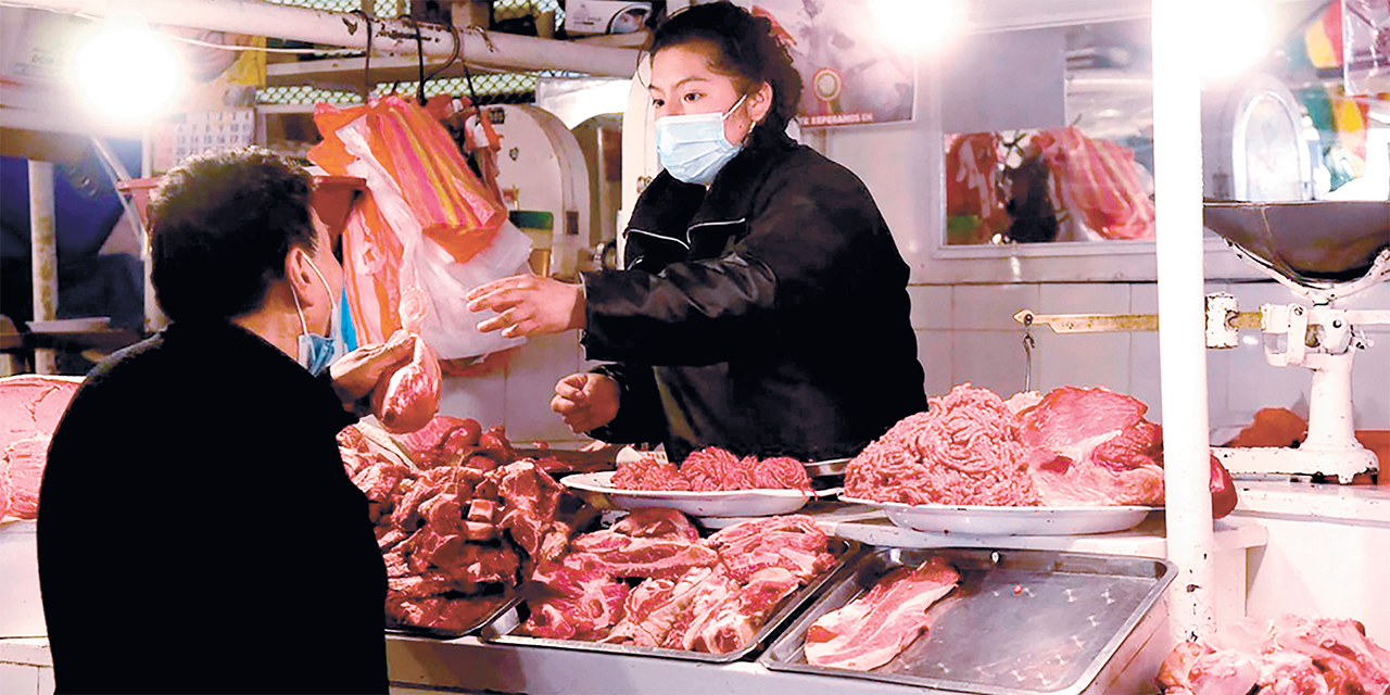 Gobierno busca que el precio de la carne de res llegue a Bs 34,50  y de pollo, a Bs 19