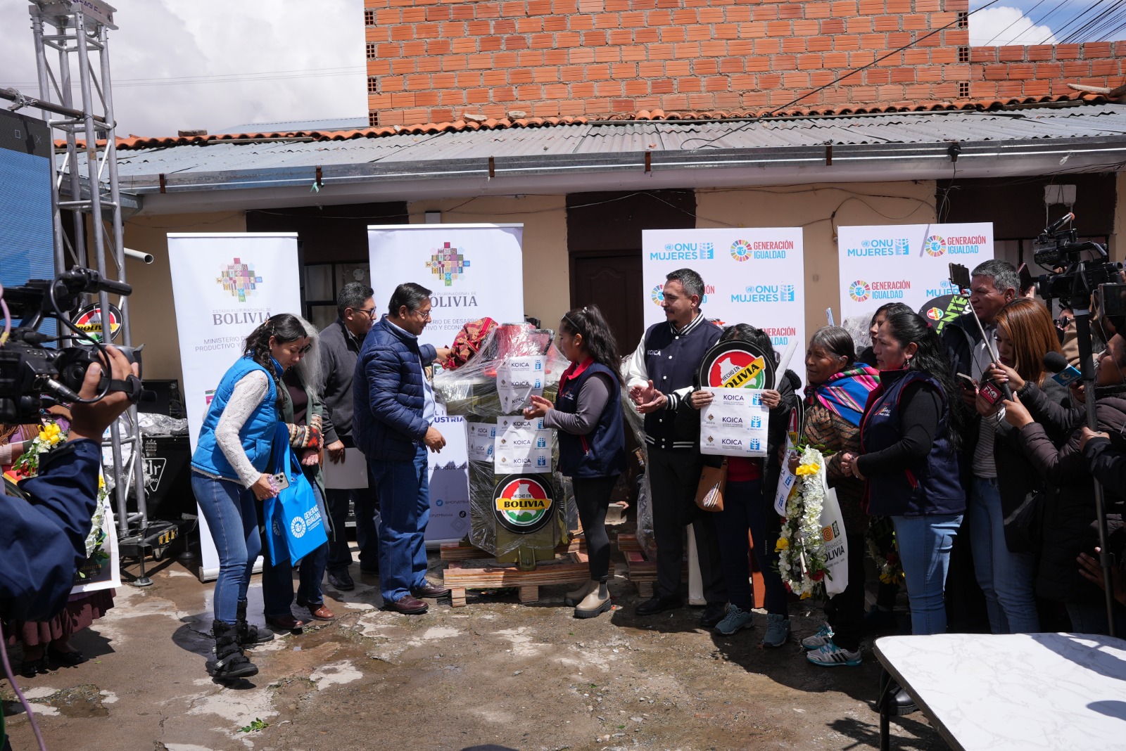 AGP ENTREGA EL ALTO