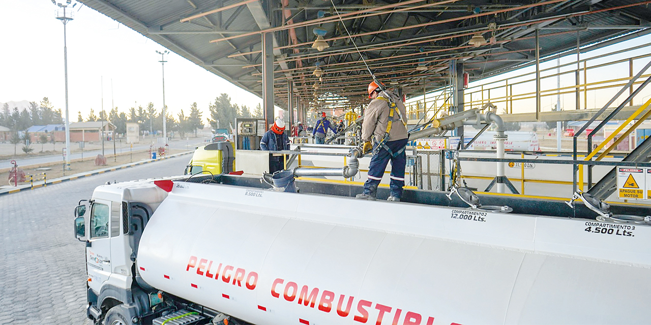 Aumentan a más del 104% el despacho de combustible