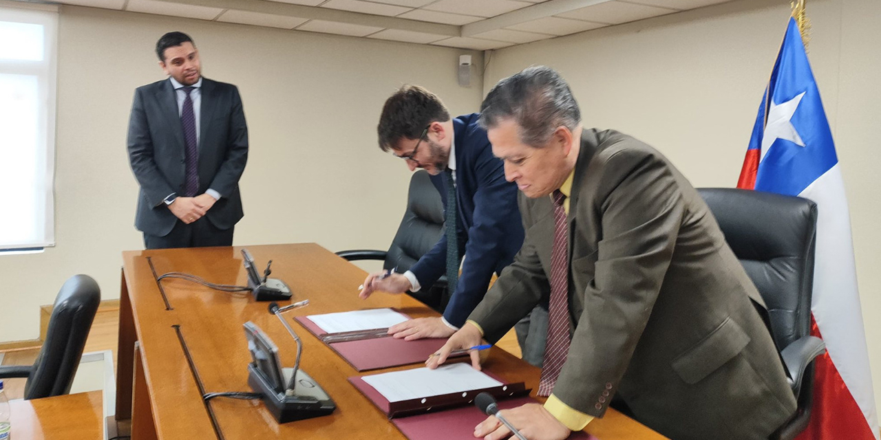 Bolivia y Chile suscriben un convenio para impulsar proyectos energéticos
