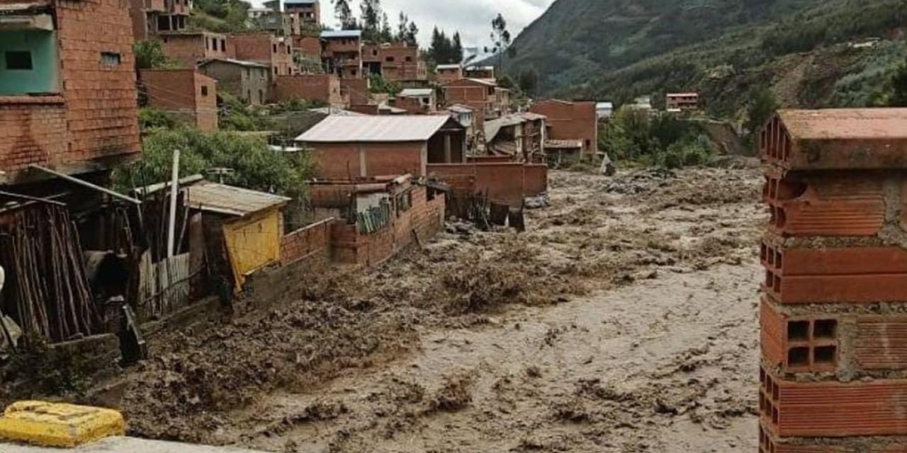 El desborde del río genera estragos en el municipio de Quime.
