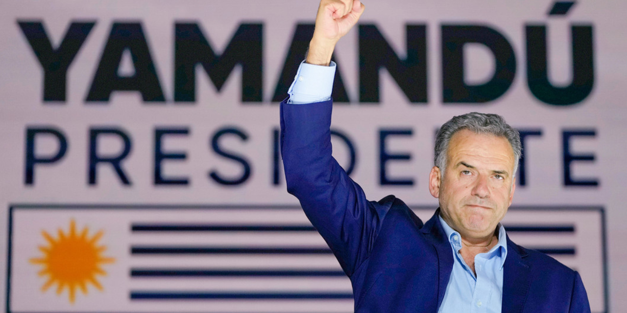 Yamandú Orsi asume la presidencia de Uruguay.