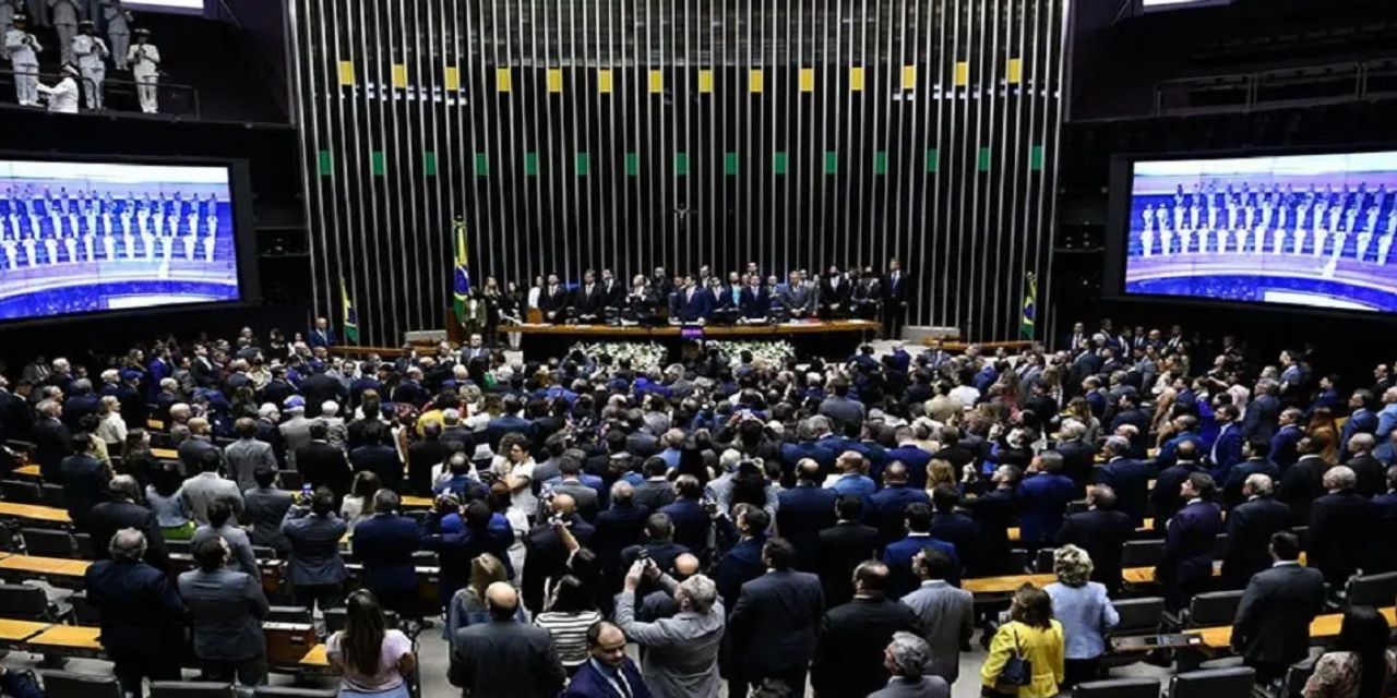 Congreso de Brasil rechaza aranceles de EE.UU. y defiende intereses nacionales