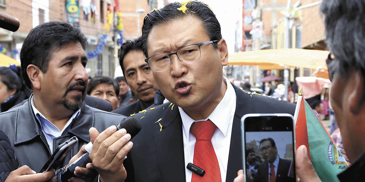 El precandidato Chi Hyun Chung.