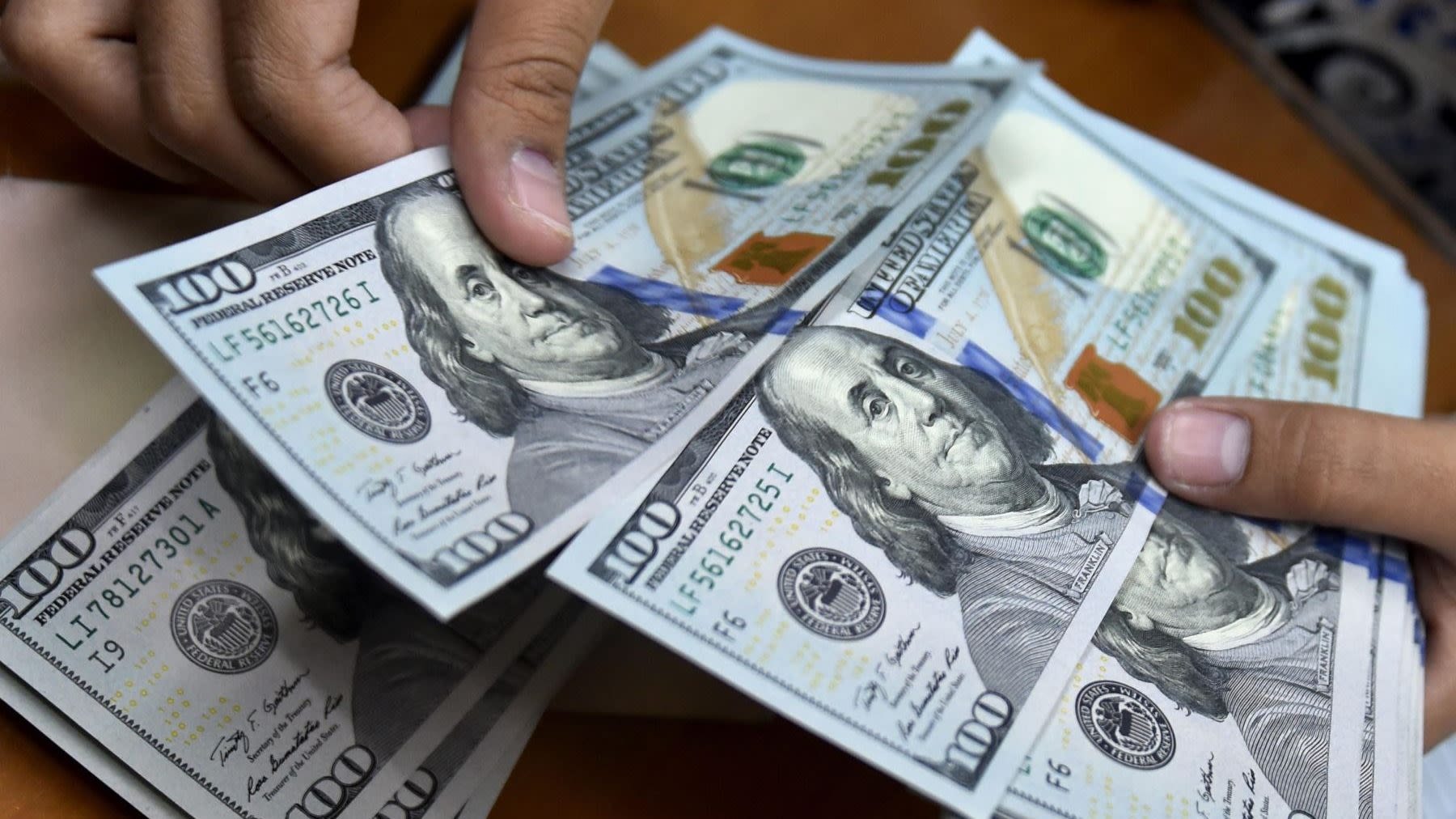 dolares aygun 2