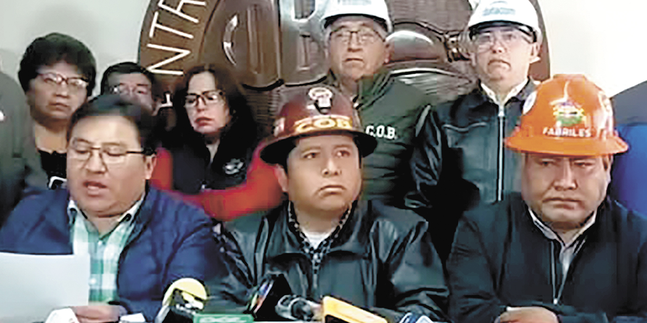 Juan Carlos Huarachi, ejecutivo de la COB.