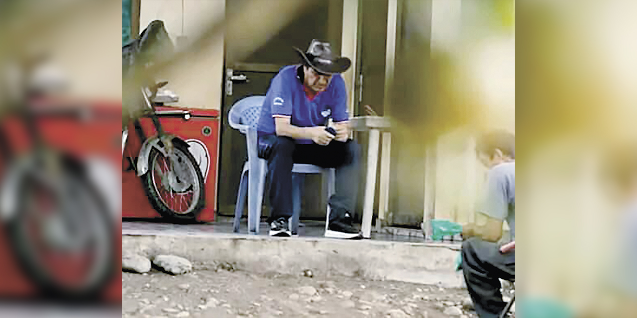 Asambleístas conminan a Evo a que salga del Chapare si quiere dialogar