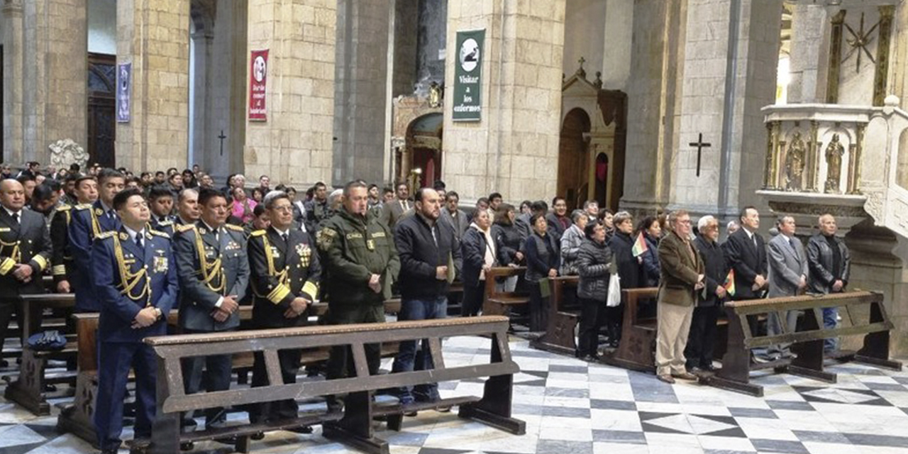 Misa de 8 días./Foto: Policía Boliviana 
