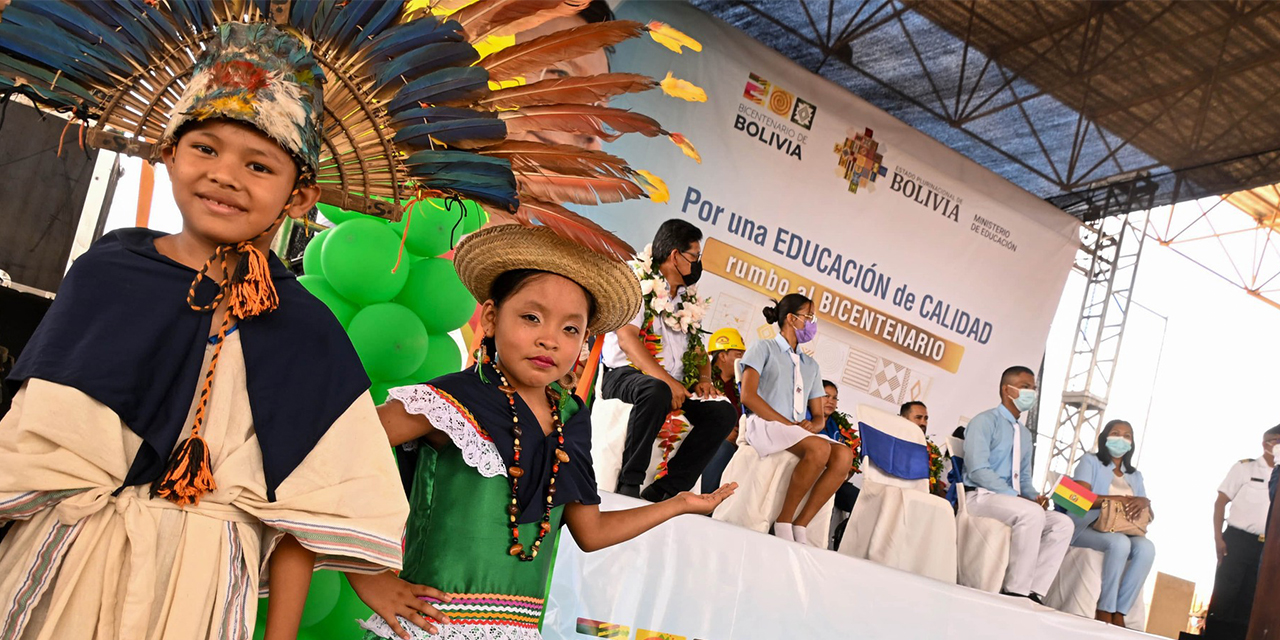 Arce inaugura hoy la gestión escolar 2025 desde Cochabamba con la entrega de obras