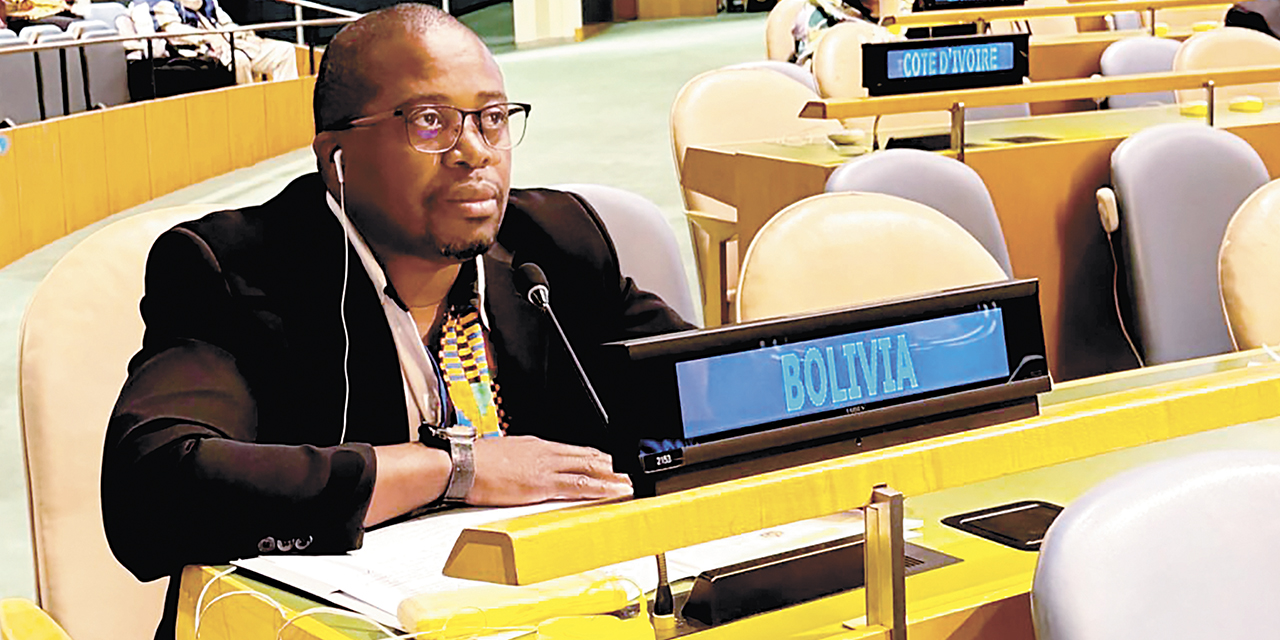 Representantes del Consejo Nacional Afroboliviano.