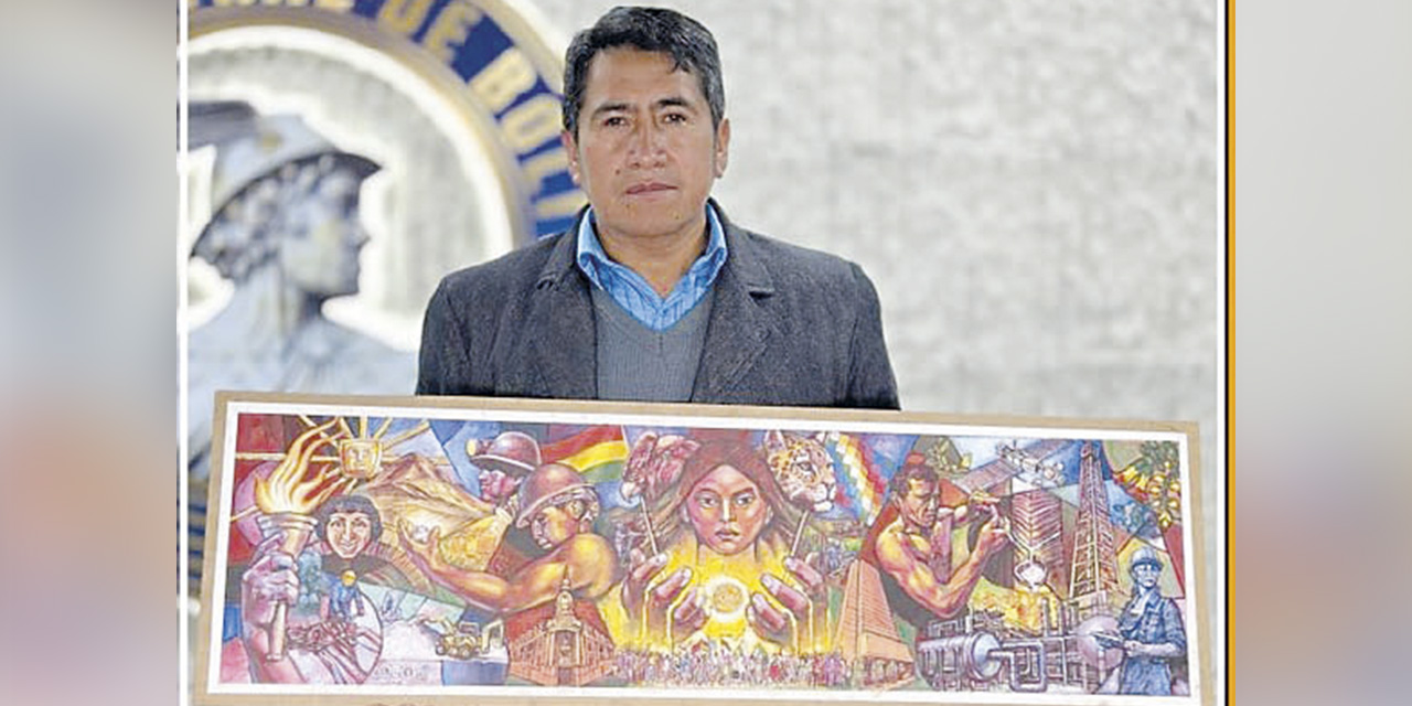 Wilson Zambrana con la obra ganadora. | Foto: BCB