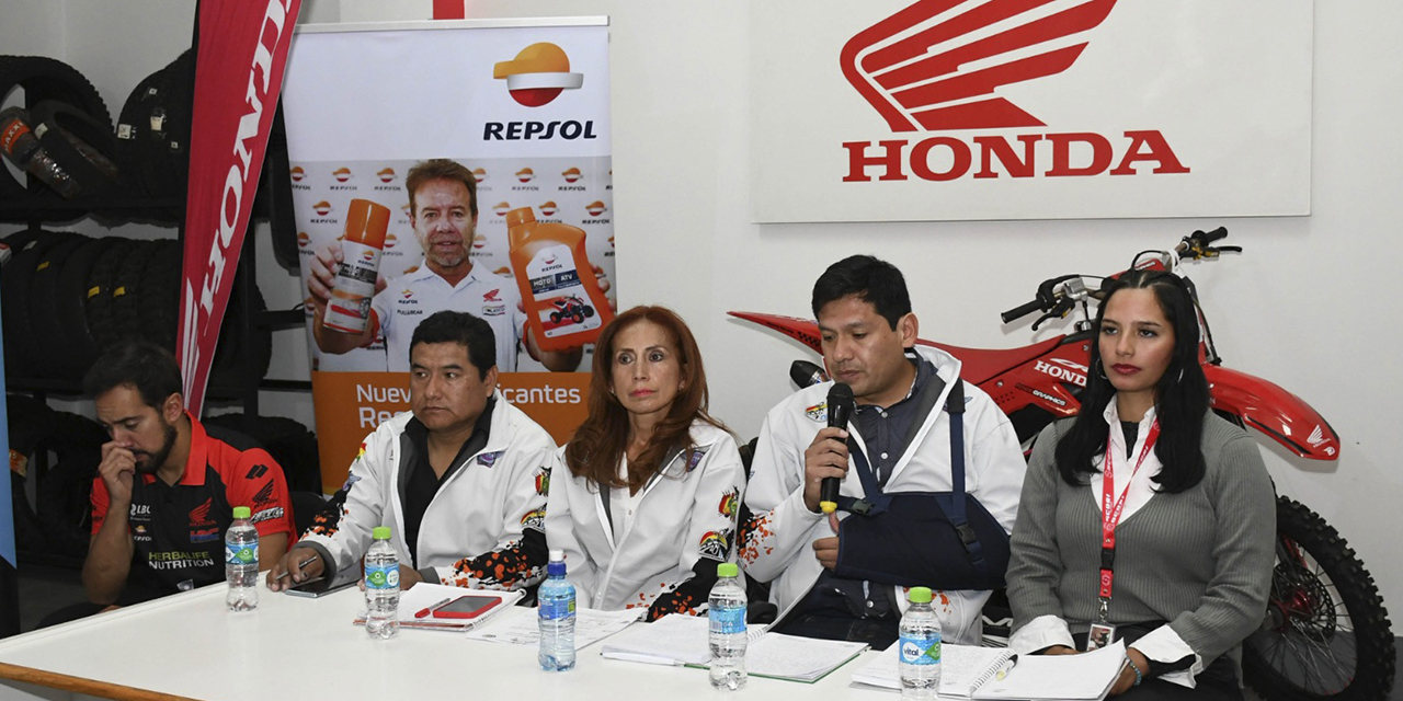 Acto de presentación del Nacional de Motociclismo. (Foto: APG)
