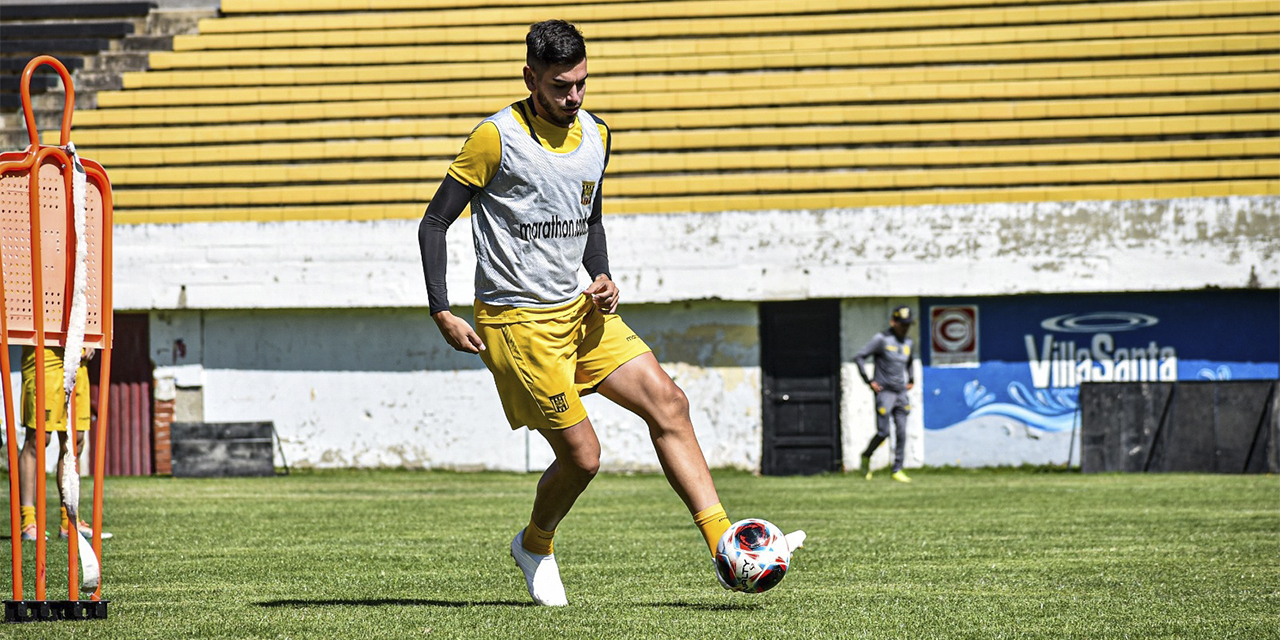 José María Carrasco, defensor del Tigre. (Foto: The Strongest)