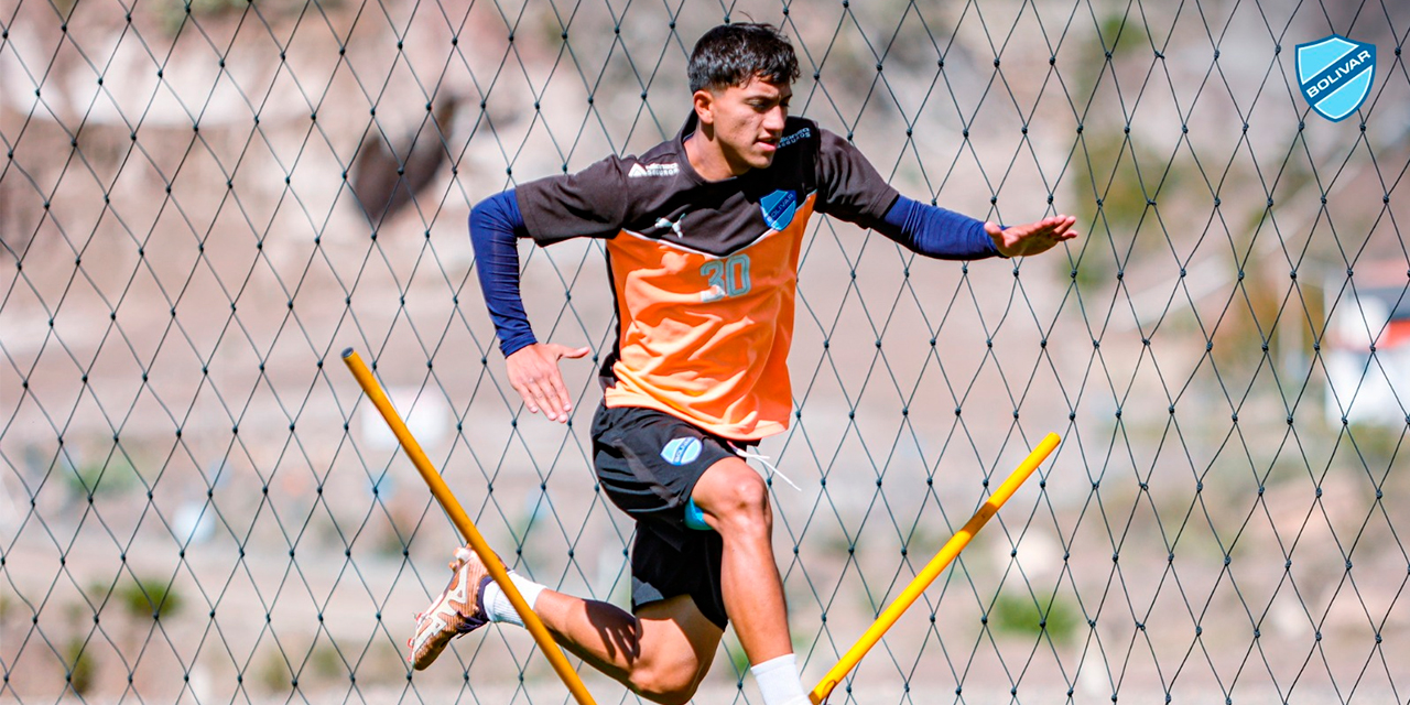 Lucas Chávez, volante del club Bolívar. (Foto: Bolivar)