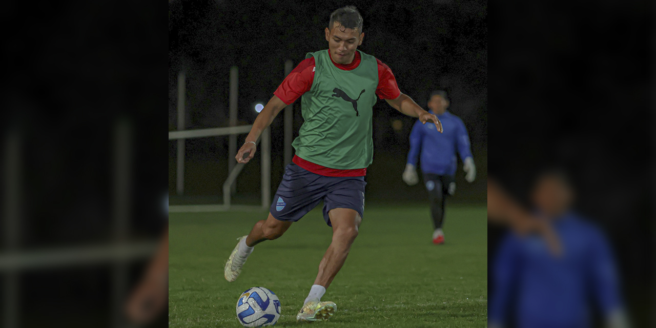 José Sagredo, defensor del equipo celeste. (Foto: Bolívar)