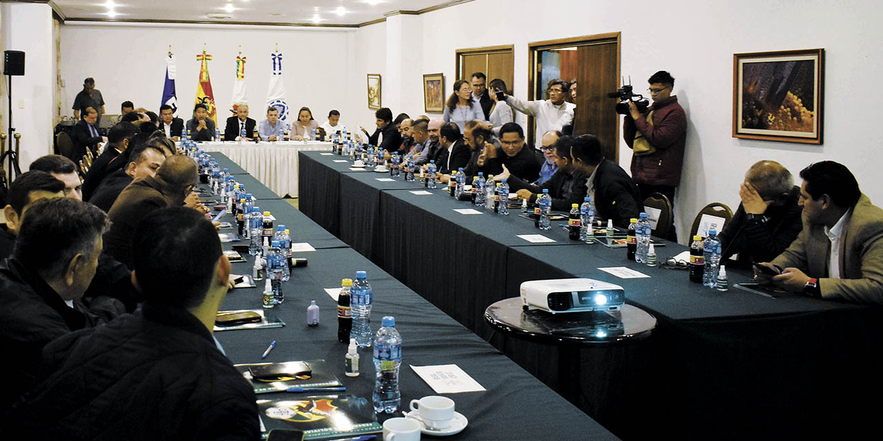 La reunión de Consejo de la División Profesional fue postergada sin fecha por la Federación Boliviana de Fútbol. | Foto: Archivo
