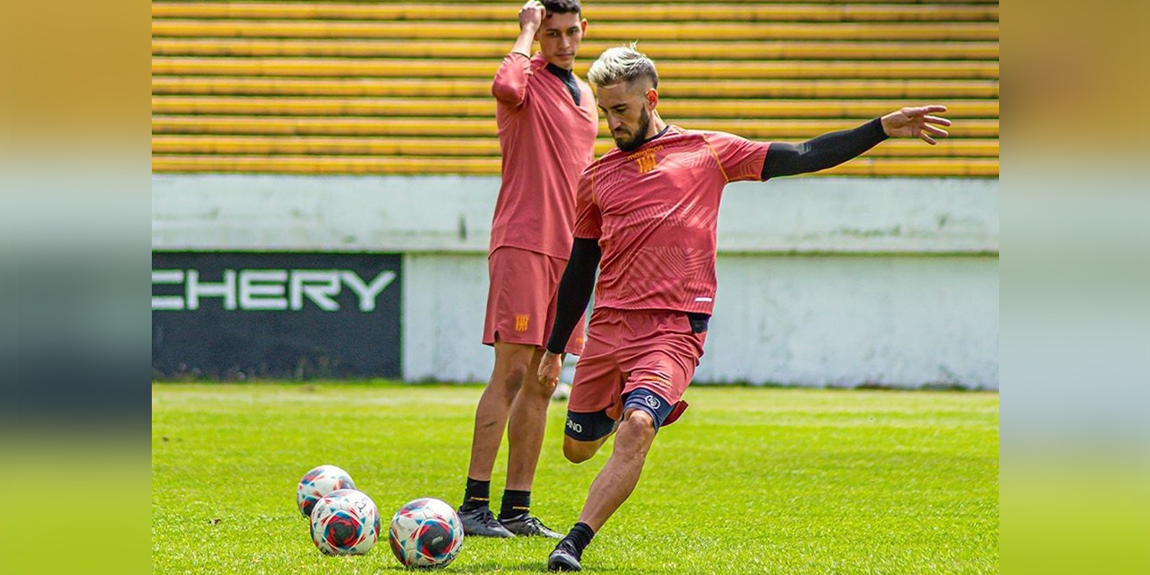 Luciano Ursino sería uno de los titulares en el cuadro atigrado en el cotejo frente a San Antonio. Foto: The Strongest