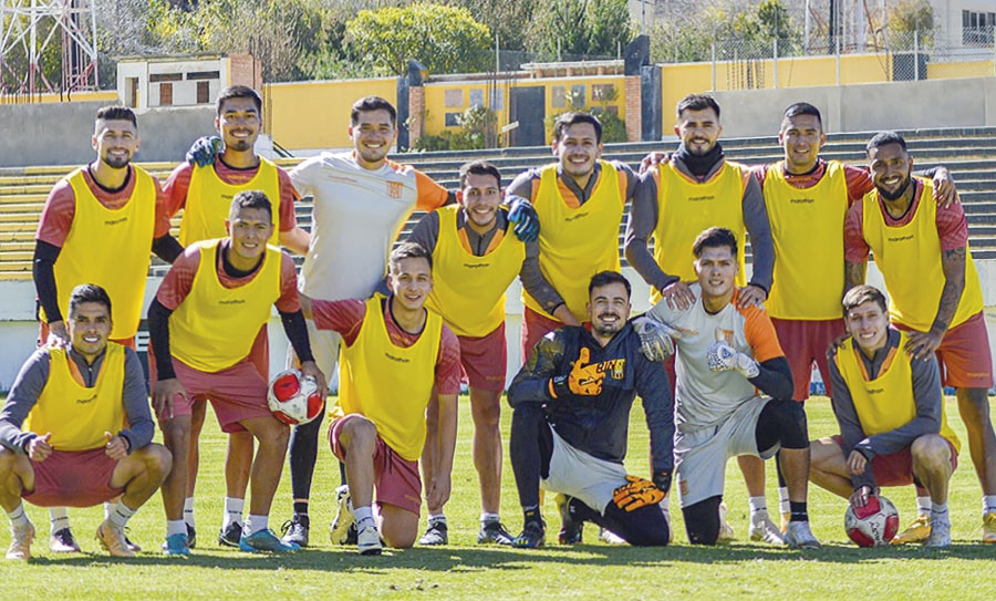 Los jugadores del cuadro atigrado viajaron confiados en sacar resultados positivos en el torneo local y la Copa Libertadores. Foto: THE STRONGEST