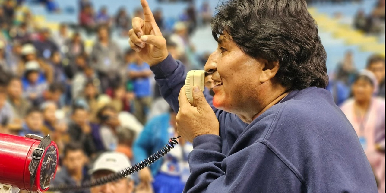 Evo Morales en el trópico de Cochabamba