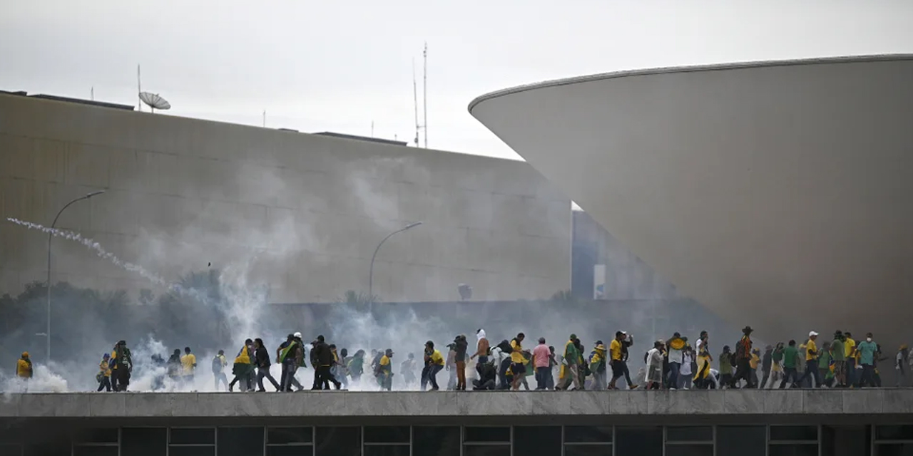 Las autoridades llegaron a detener unas 2.000 personas por intento de golpe en Brasil; pero en la actualidad permanecen en prisión menos de 300; el resto aguarda proceso en libertad.