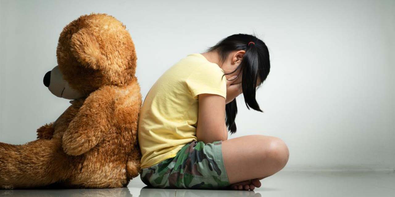 Representación de una niña que sufre maltrato. | Foto: RRSS