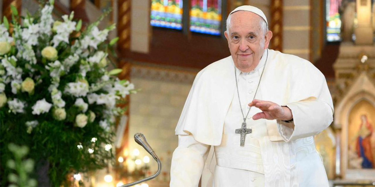 Cirugía del papa Francisco concluye "sin complicaciones"