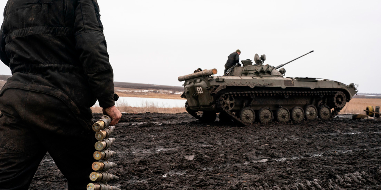 Tropas ucranianas se entrenan en la región de Donetsk, Ucrania, el 10 de febrero de 2022. | Foto: Tomada de RT