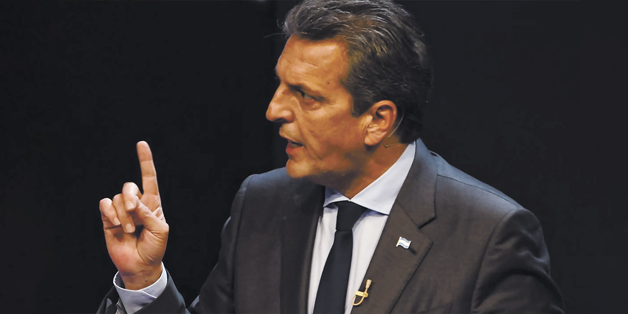 El candidato a presidente de Unión por la Patria (UxP), Sergio Massa.