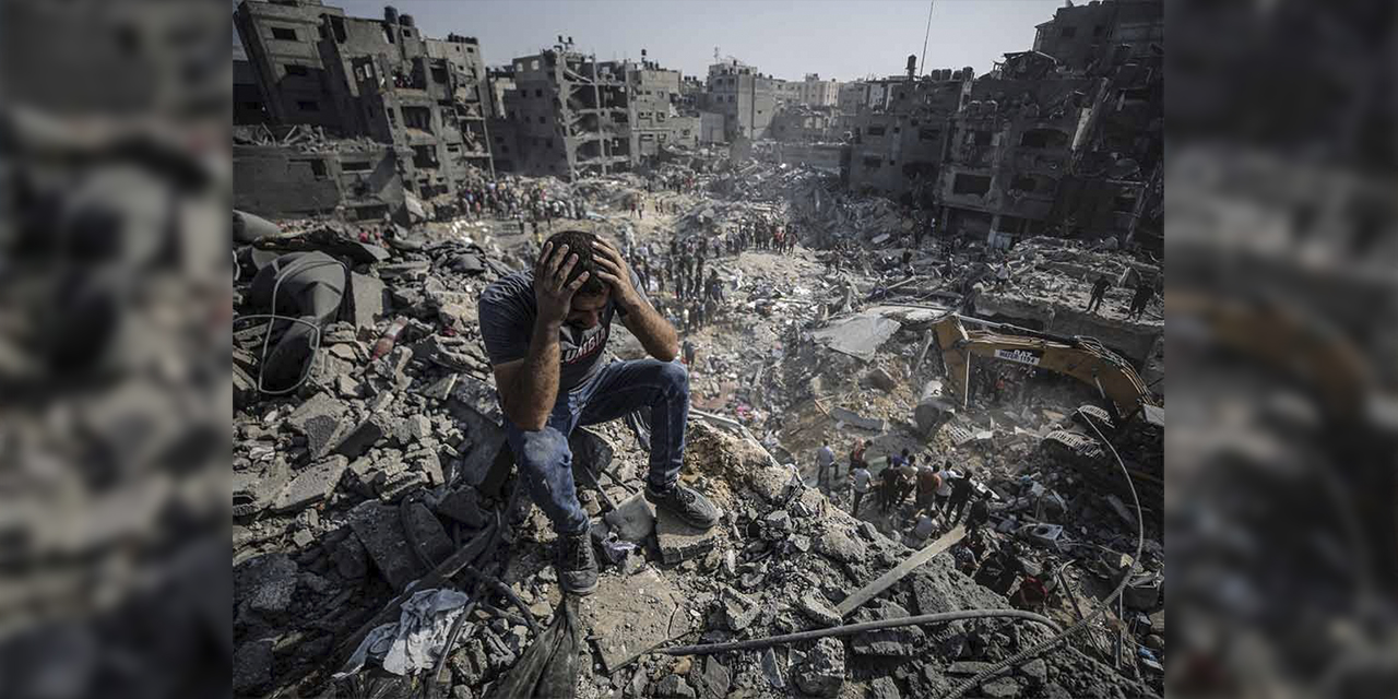 Los bombardeos israelíes contra la Franja de Gaza provocaron ayer decenas de muertos.