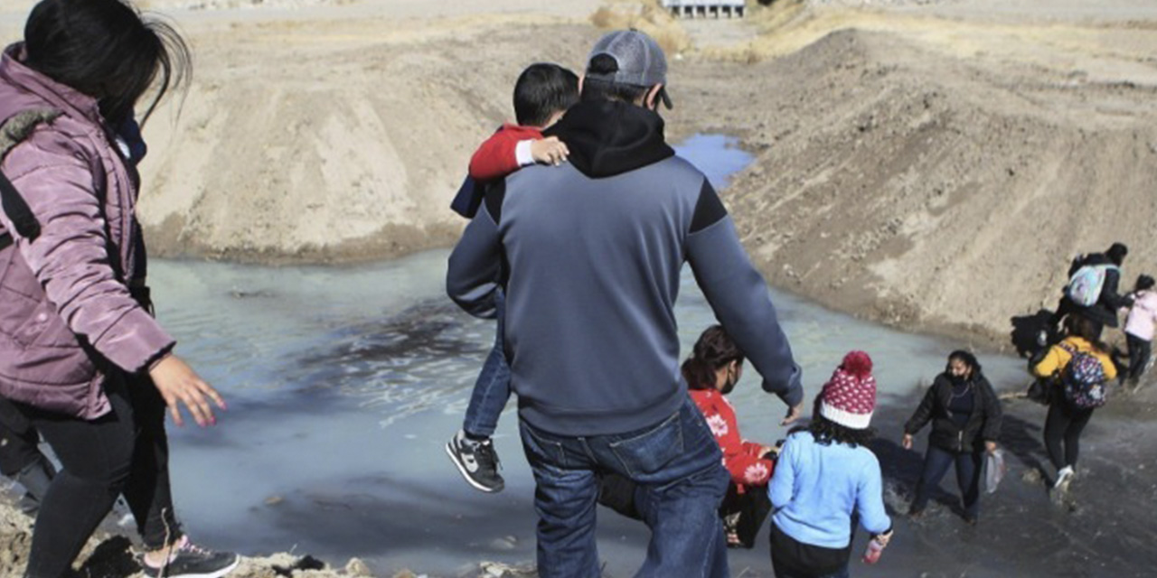 Migrantes en su intento de llegar a Estados Unidos.