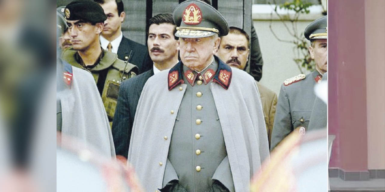 Augusto Pinochet ejerció un gobierno dictatorial durante 17 años en Chile. | Foto: RRSS