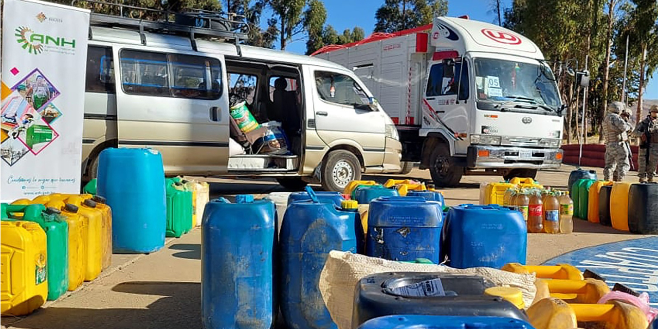 Un operativo en el que se logró incautar gasolina y diésel. (Foto: Archivo)