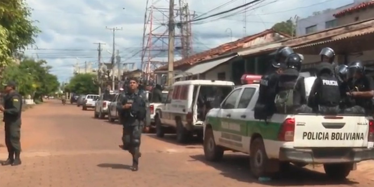 Policía identifica a dos hombres como los principales autores de la agresión a trabajadores de la ANH y BTV