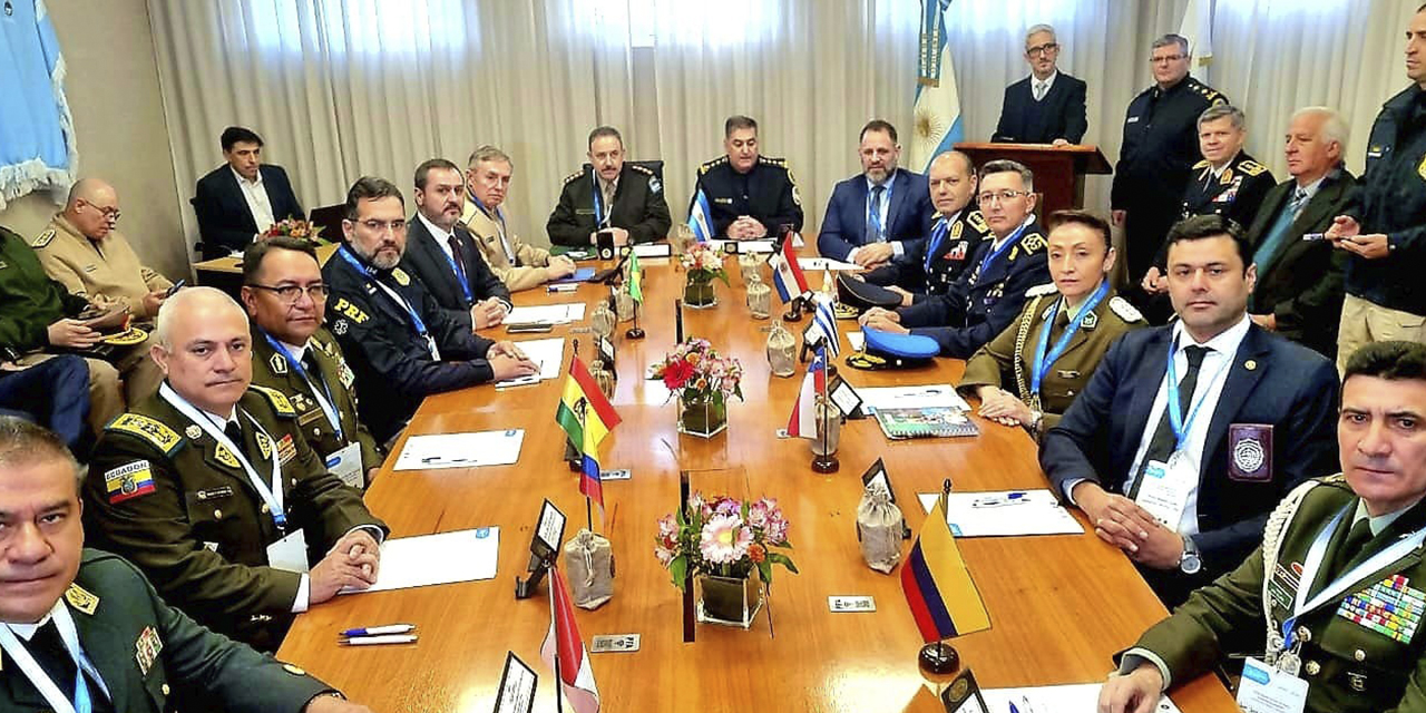 Eduardo J. ViorLa reunión de jefes policiales de los países del Mercosur y asociados. (Foto: Policía Boliviana)