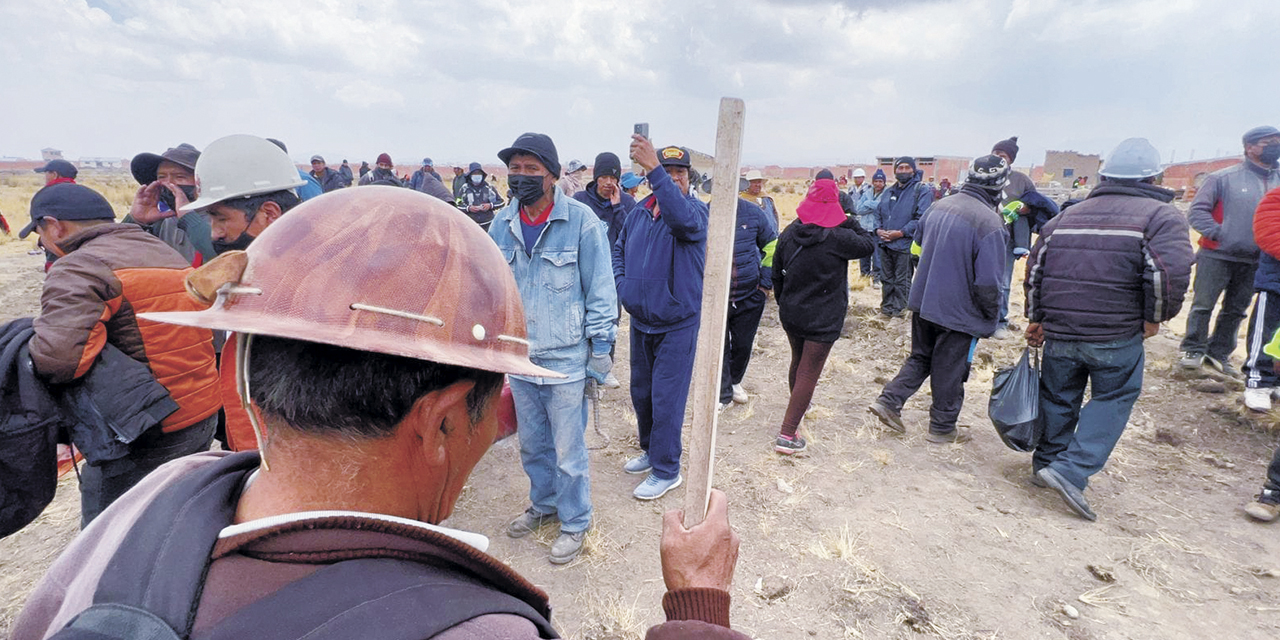 Conflictos en la zona San Felipe de Seke en El Alto por avasallamientos. | Foto: ViceMin. de Régimen Interior