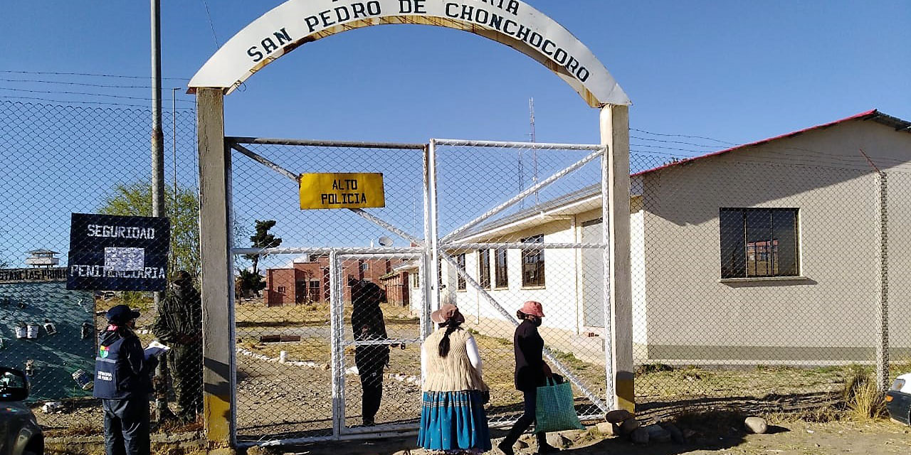 Camacho será trasladado este miércoles a un hospital para “estudios complementarios” médicos