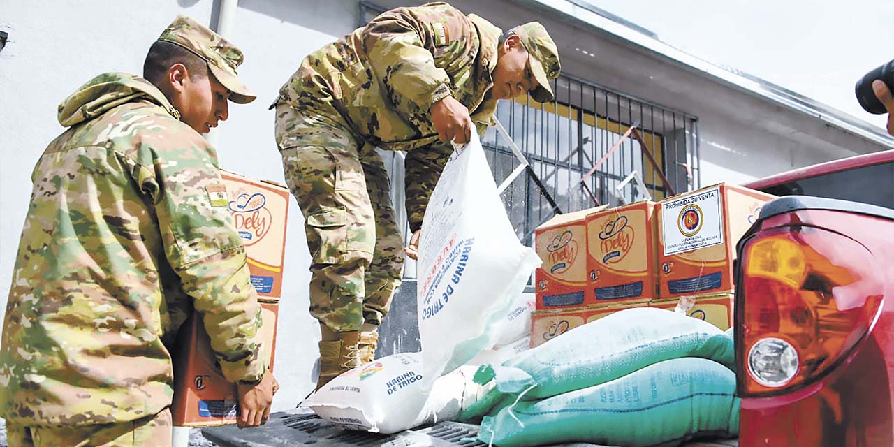 El Gobierno nacional envió alimentos e insumos para las familias afectadas en Guanay. | Foto: MD