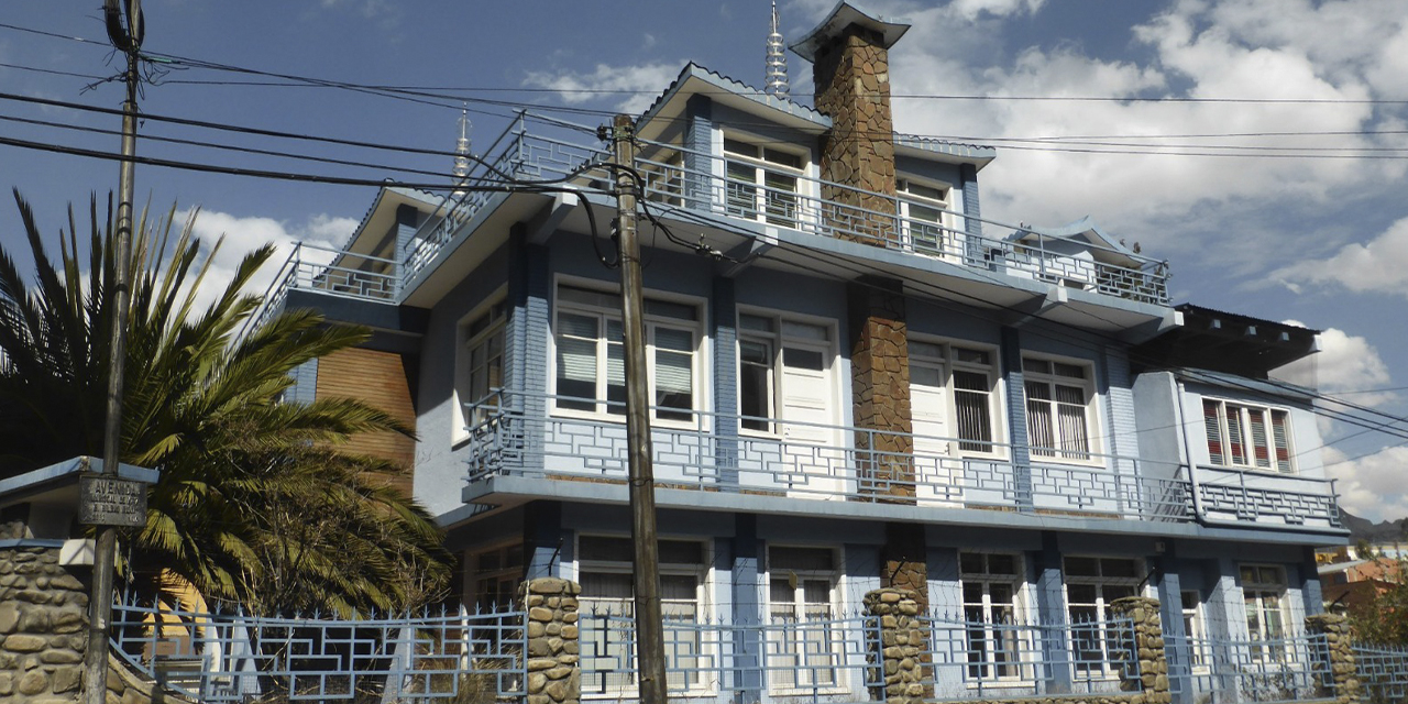 Fachada de la casa patrimonial que fue demolida en 2022, en Sopocachi.