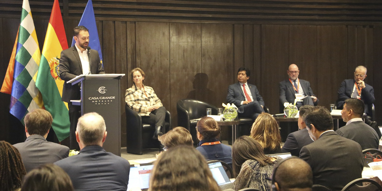 El ministro de Gobierno, Eduardo Del Castillo, en la inauguración de la Copolad