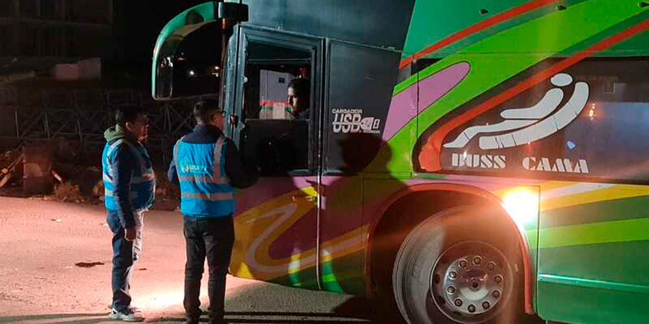 Refuerzan controles a buses interdepartamentales. Foto: ATT