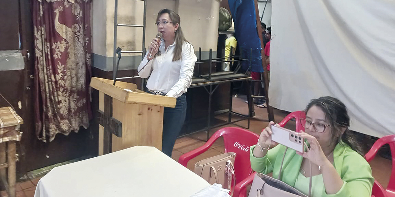 Una de las jornadas de socialización en los recintos penitenciarios de Cochabamba. | Foto: ABI