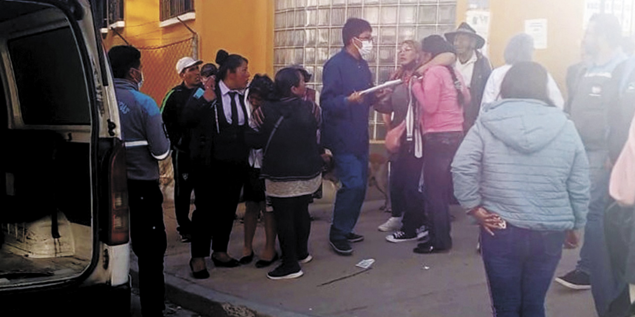 Estudiantes intoxicados en una unidad educativa de Mallasa. | Foto: Archivo