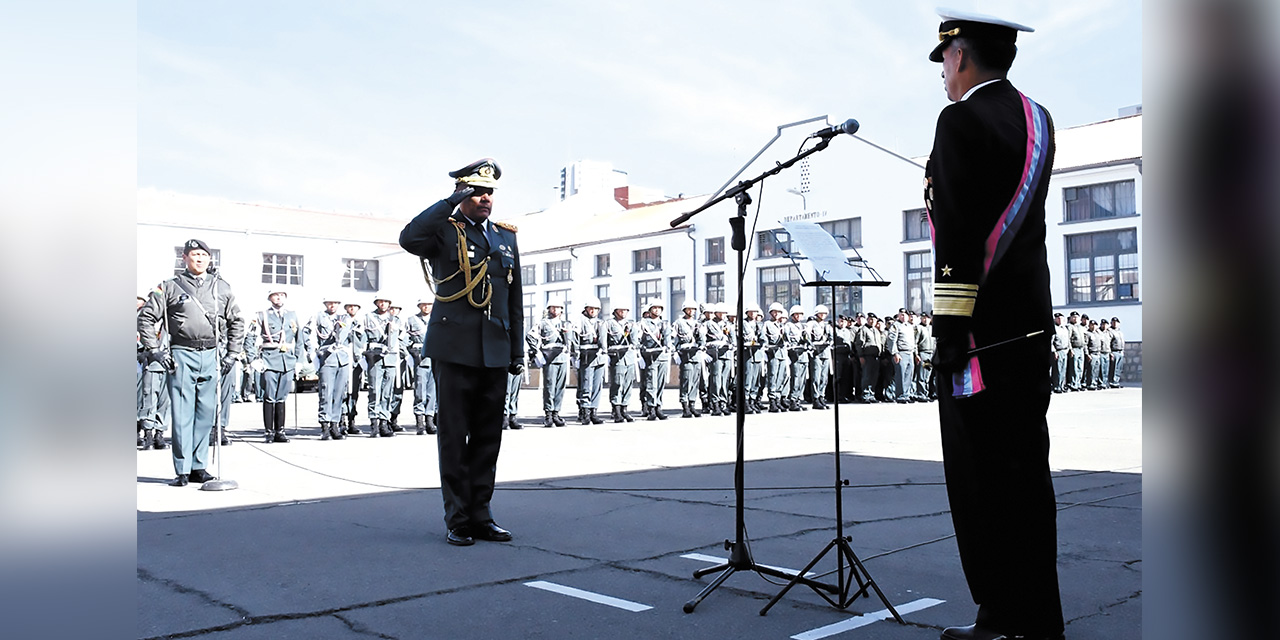 El general José Wilson Sánchez fue reconocido como comandante del Ejército. | Foto: Ministerio de Defensa