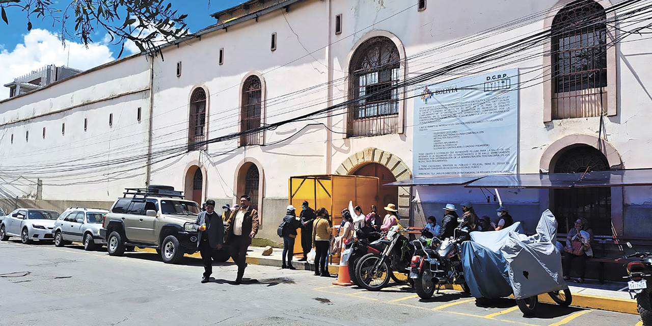 El penal de San Pedro de La Paz se encuentra en total hacinamiento. | Foto: Archivo