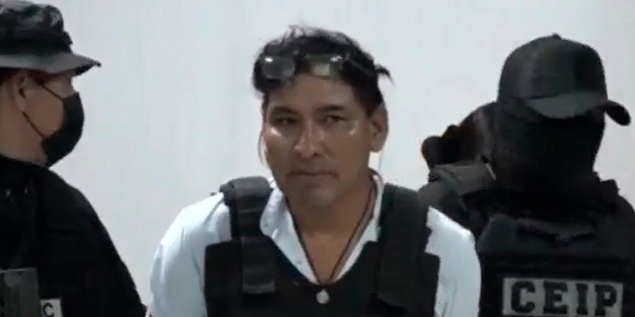 Ariel Zurita fue presentado anoche a la prensa. Foto: Bolivia Tv